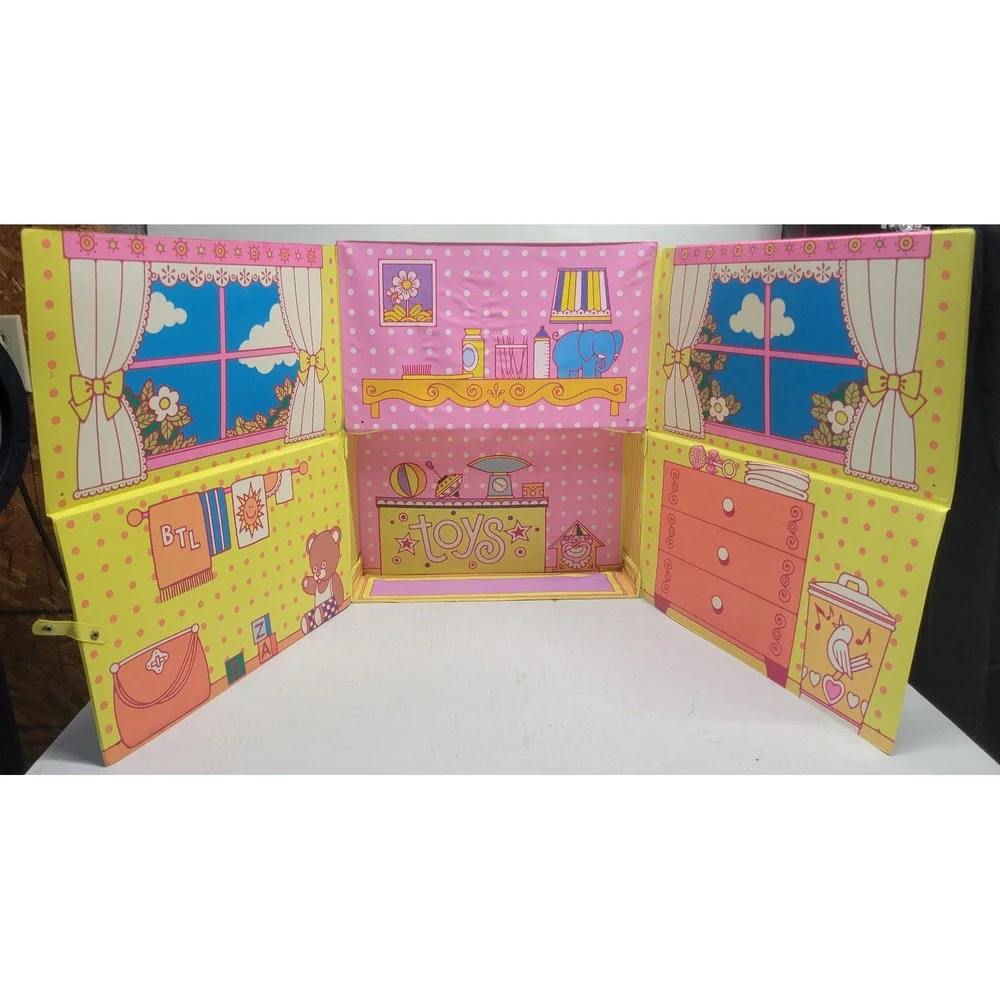 Vintage 1977 Mattel Baby Tender Love Nursery Vinyl Dollhouse Carrying Case Trunk